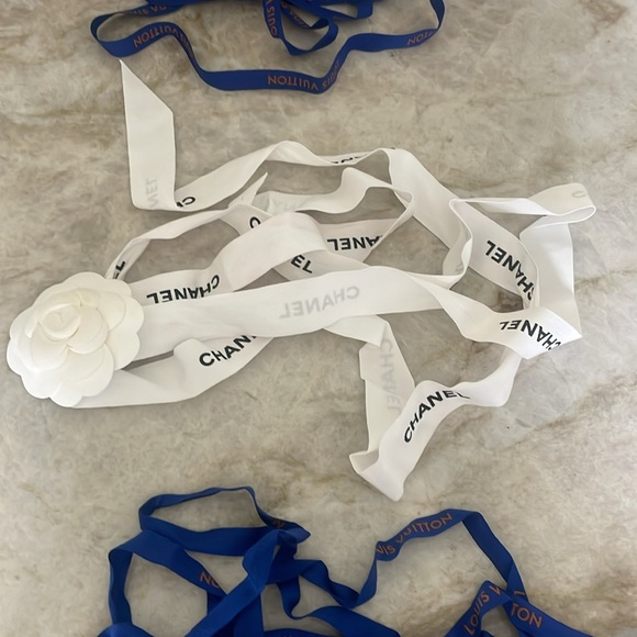 CHANEL AND LOUIS VUITTON AUTHENTIC DESIGNER RIBBONS - Picture 4 of 5